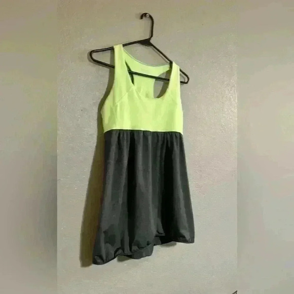 Calvin Klein Performance Workout Top Size Medium - Picture 1 of 7